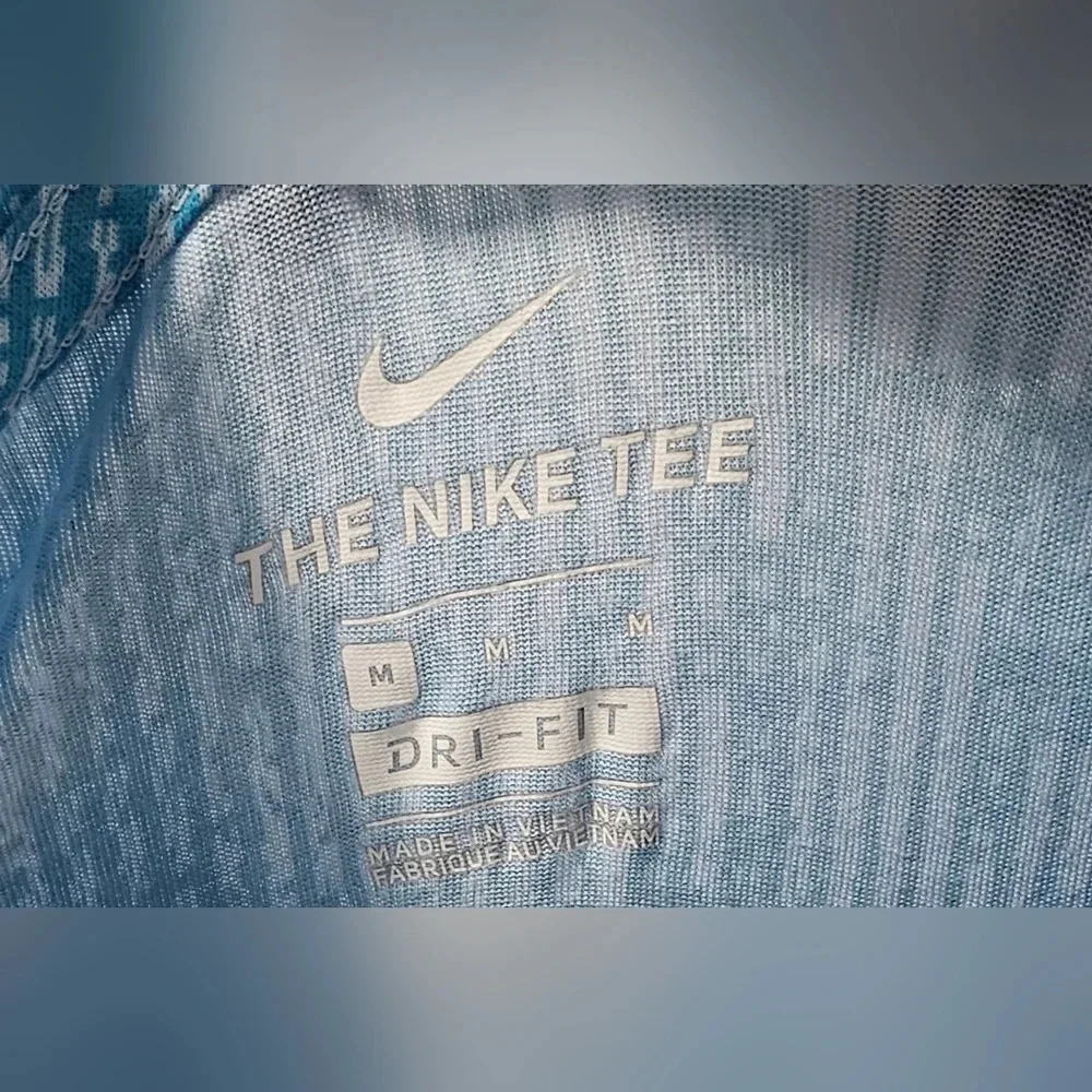 Nike Men's Dri-FIT Printed Laser Blue Training Tee Size Medium NWOT - Picture 5 of 10